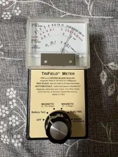 未使用に近い】トリーフィールドメーター 100XE 電磁波測定器 箱説明書