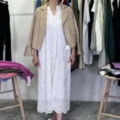 ヌキテパ コットンボイルドット刺繍ドレス ワンピース
