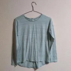 OLD NAVY バックボタン付き長袖Tシャツ