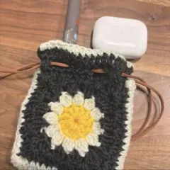【ポーチNo.9】ネイビーお花巾着　編み物　ポーチ　鍵編み　ハンドメイド