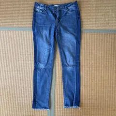 ダークブルースキニーデニム Mサイズ フリンジ裾