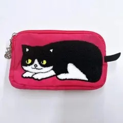 ネコ雑貨　ネコ小物　猫　刺繍ねこ柄小物ポーチ　多機能　ポーチ　化粧　小物入れ
