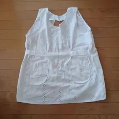 刺繍入りホワイトエプロン