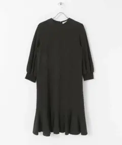 Fby ROSSO 裾フレアワンピース