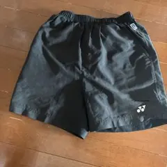 ヨネックス 黒 ショートパンツ