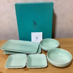 GINZA DIAMOND SHIRAISHI ALIOS 皿 銀座ダイヤモンドシライシ ALIOSのティーカップソーサー 高級感