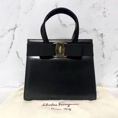 ◇極美品◇フェラガモ ヴァラリボン 2wayバッグ カーフレザー ブラック 