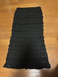 フリルデザイン タイトスカート 黒