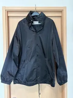BALENCIAGA バックロゴ ナイロンジャケット ブラック 34 イタリア製のサムネイル