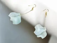 Item thumbnail for item fdefbdd1-529c-4a77-b2dd-6234f7be49a2