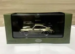 EBBRO 1/43 PORSCHE 911 TURBO 1978 (GOLD)のサムネイル