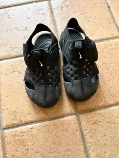 NIKE 子供用サンダル　キッズ　サンレイ　14