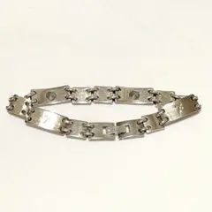 百*式様 美品 レザーマン マルチツールブレスレット トレッド シルバー 大ぶり 百*式様 美品 レザーマン マルチツールブレスレット トレッド シルバー