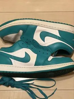 Nike WMNS Air Jordan 1 Low 