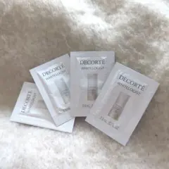 DECORTÉ WHITEOLOGIST サンプル 4パック