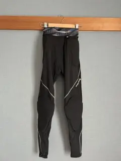 north peak パッド付き　プロテクターブラック