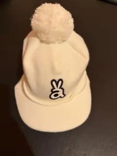 1回着用のみ超美品】archivio キャップ ホワイト ピンク 刺繍 - メルカリ