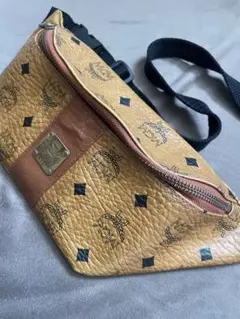 MCM Visetos ボディバッグ ウエストポーチ - メルカリ