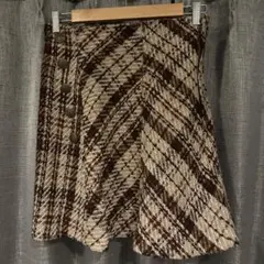 ブラウン系チェック柄フレアスカート