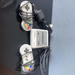 Nintendo スーパーファミコンミニ 本体　コントローラー付き