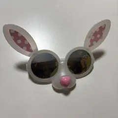 ディズニーイースター　うさぎのサングラスのサムネイル