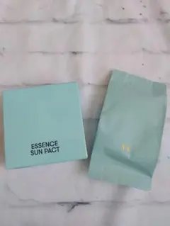 VT　エッセンスサンパクト　日焼け止め化粧下地　ESSENCE SUN PACTのサムネイル