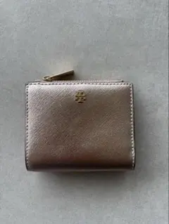 【新品】ToryBurch シャンパンゴールド 二つ折り財布のサムネイル
