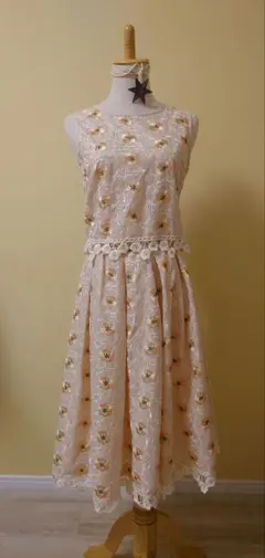 リリーブラウン 刺繍セットアップ