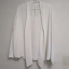 COMME CA　白色トップスのサムネイル
