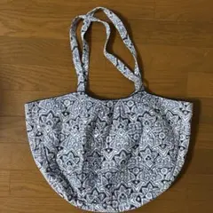 ANOKHI 幾何学模様 トートバッグのサムネイル