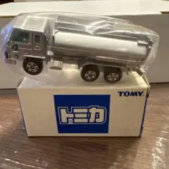 トミカ 日産ディーゼルタンクローリー 06