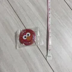 新品‼️USJ缶バッチ