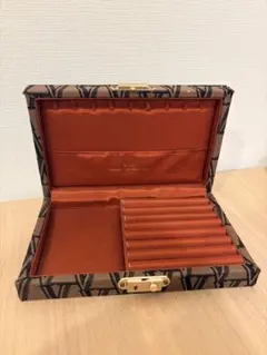 Item thumbnail for item fc11c7d9-258f-45cd-a4cb-3e418c2f4109