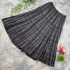 ✨KTLINO✨サイズ9(M) フレアスカート 黒とグレー チェック柄