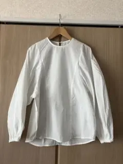 ブラウス　白　M