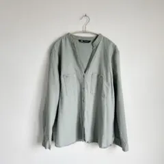 Lサイズ　ZARA オリーブグリーン Vネックシャツ