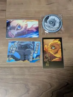 鬼滅の刃　伊之助　チェキ　缶バッジ　セット