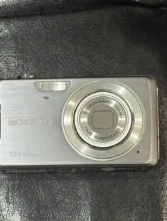 CASIO EXILM 10.1メガピクセル　デジタルカメラのサムネイル