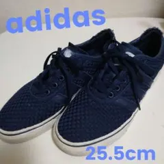 Item thumbnail for item 04551522-b20b-4738-a2ca-58ed21c1118a