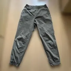 UNIQLO ストレッチ ジョガーパンツ M カーキ　レディース