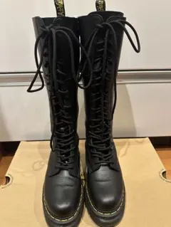 2026年最新】Dr.Martens カラー：ブラック系 ロングブーツの人気