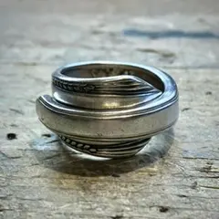 Item thumbnail for item 927387f3-7c83-4062-a5c5-40cf0ab2af2a