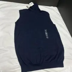新品ユニクロ　UVカット ノースリーブタートルネックセーターL紺