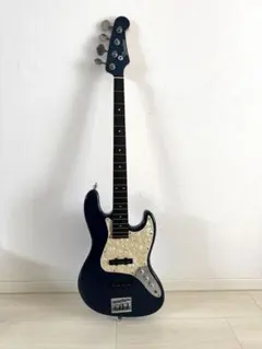 【6月中まで】Bacchus ジャズベース　BJB 98 jiro glayのサムネイル