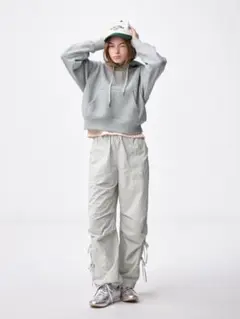 ジーユー　テックプルオンパンツ（L）ライトグレー系　ナイロン100% レディース