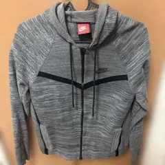 Nike グレー ジップアップパーカー M