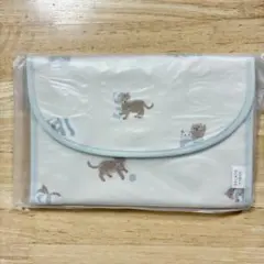 ジェラートピケ プレイフルキャット柄　母子手帳ケース　Mサイズ　クリーム