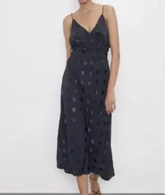 新品 ZARA 黒 S キャミソール ワンピース ドット サテン ジャカード