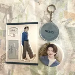 seventeen cafe 2024 アクスタ　缶バッチ　キーホルダー　ウジ