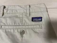 patagonia ベージュ チノパンのサムネイル